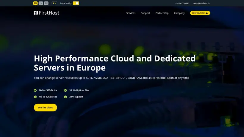 FirstHost homepage screenshot